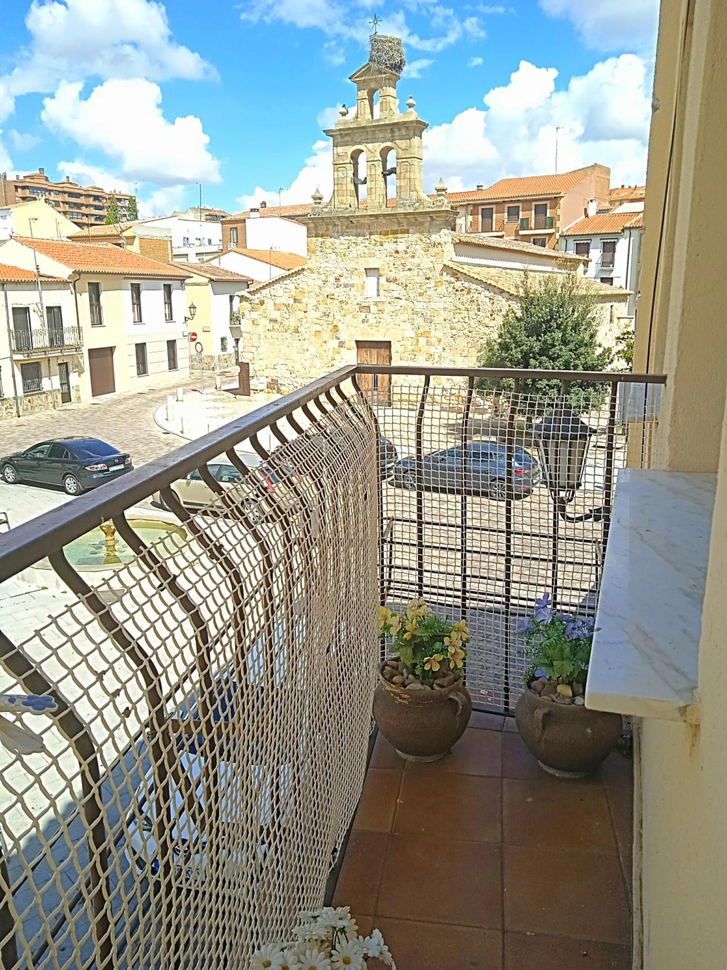 Mirador De Las Cigueenas Zamora Luaran gambar